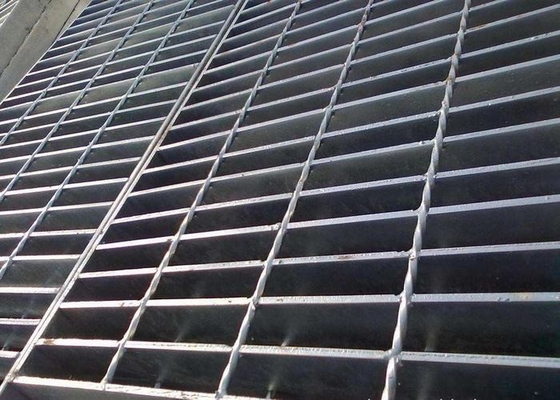 Китай Гальванизированная стоянкой стальная гратинг длина распорки ИСО9001 под 1200мм поставщик