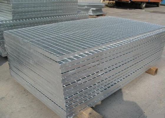 Китай решетки стояков водяного охлаждения 3мм гальванизированные толщиной стальные гратинг плоские поставщик