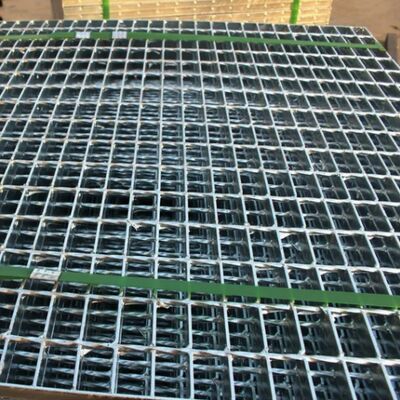 Durable Galvanized Heavy Duty Steel Grating with Slip-Resistant Surface for Industrial Catwalks