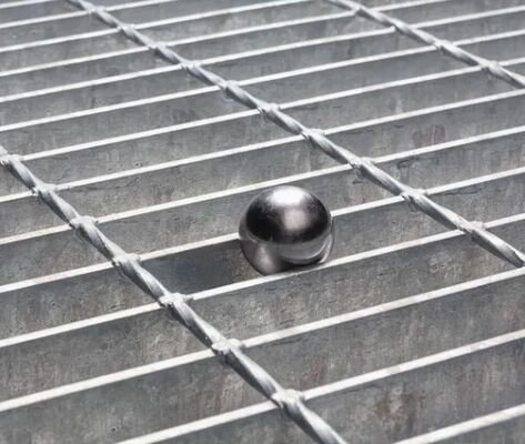 CE-Certified Hot-Dip Galvanized Steel Grating with Customizable Sizes for Outdoor Construction