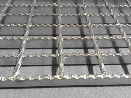 Heavy Duty Galvanized Carbon Steel Outdoor Stair Treads