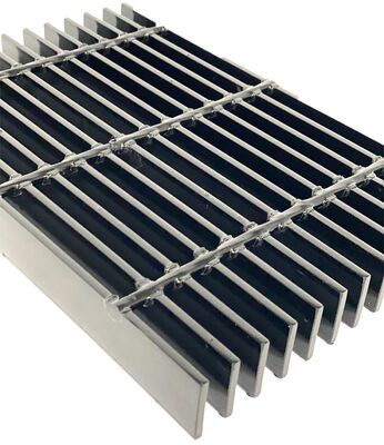 Heavy Duty Serrated Welded Bar Grating for Industrial Walkways and Platforms