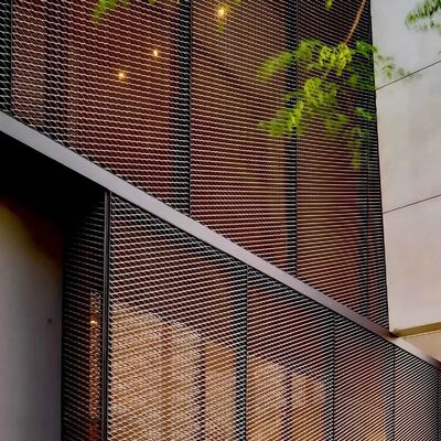 Алюминиевая углеродистая сталь Оцинкованная сталь Просечно-вытяжной лист и сетка для промышленного использования